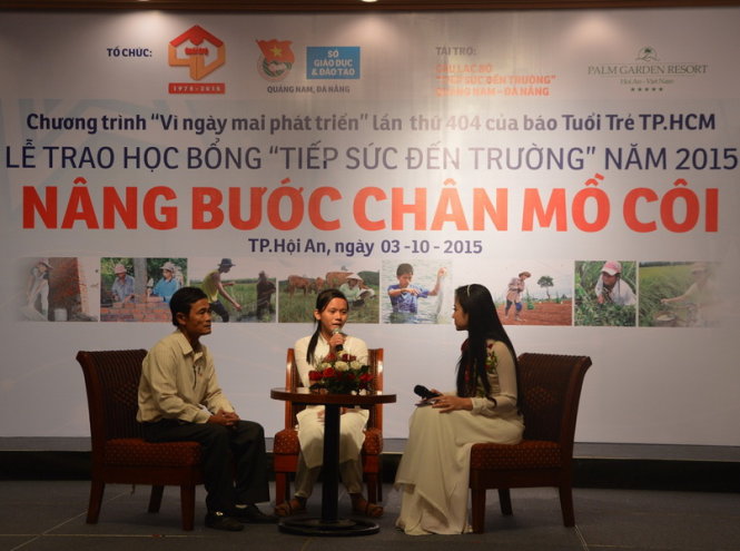 ນັກສຶກສາຄົນໃໝ່ 1500 ຄົນໄດ້ຮັບທຶນສຶກສາ “ຕໍ່ກຳລັງແຮງເພື່ອໄປໂຮງຮຽນ ”